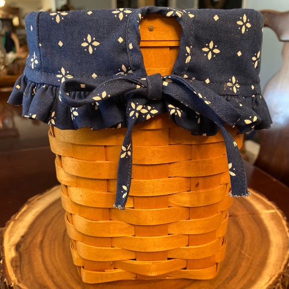 🧺Longaberger Medium Spoon Basket with Blue Heritage Liner and Protector - Picture 3 of 11
